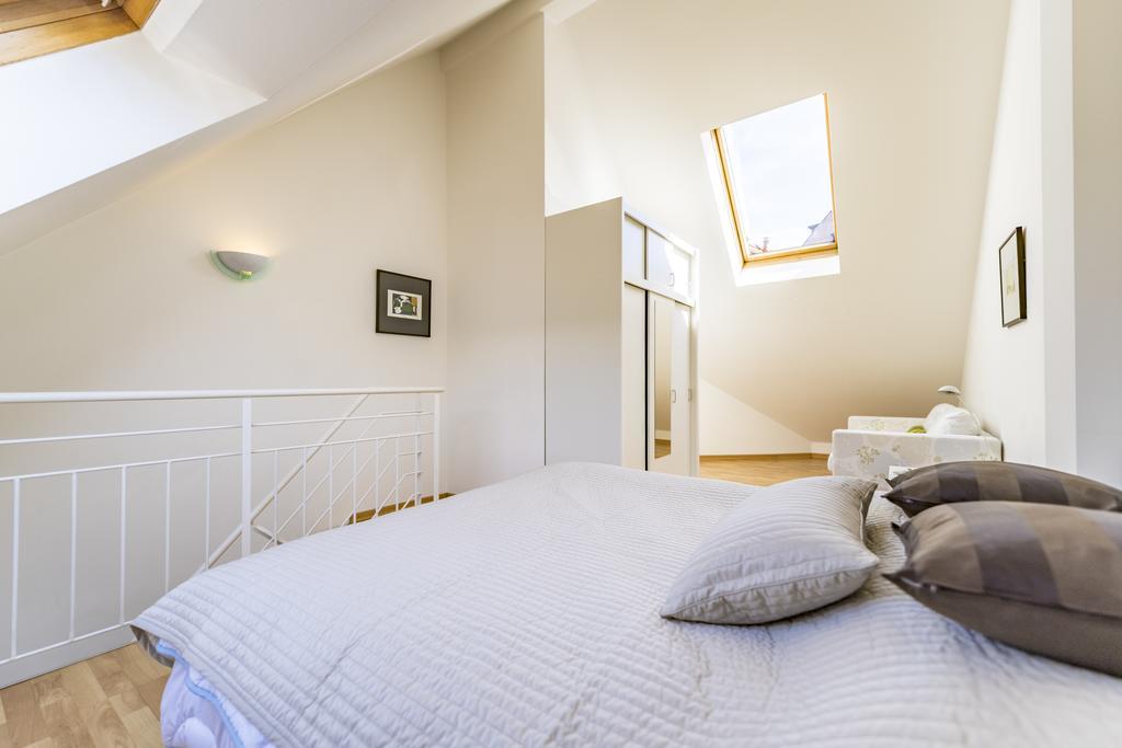 Maisonette Apartment Am Bahnhof - Adults Only Інсбрук Екстер'єр фото