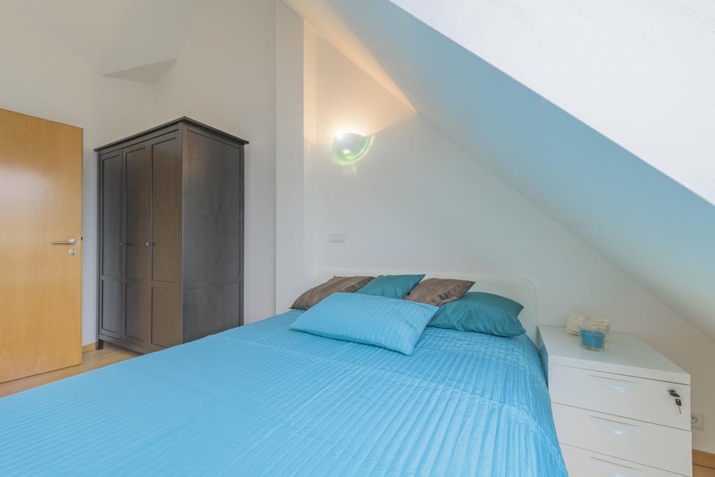 Maisonette Apartment Am Bahnhof - Adults Only Інсбрук Екстер'єр фото