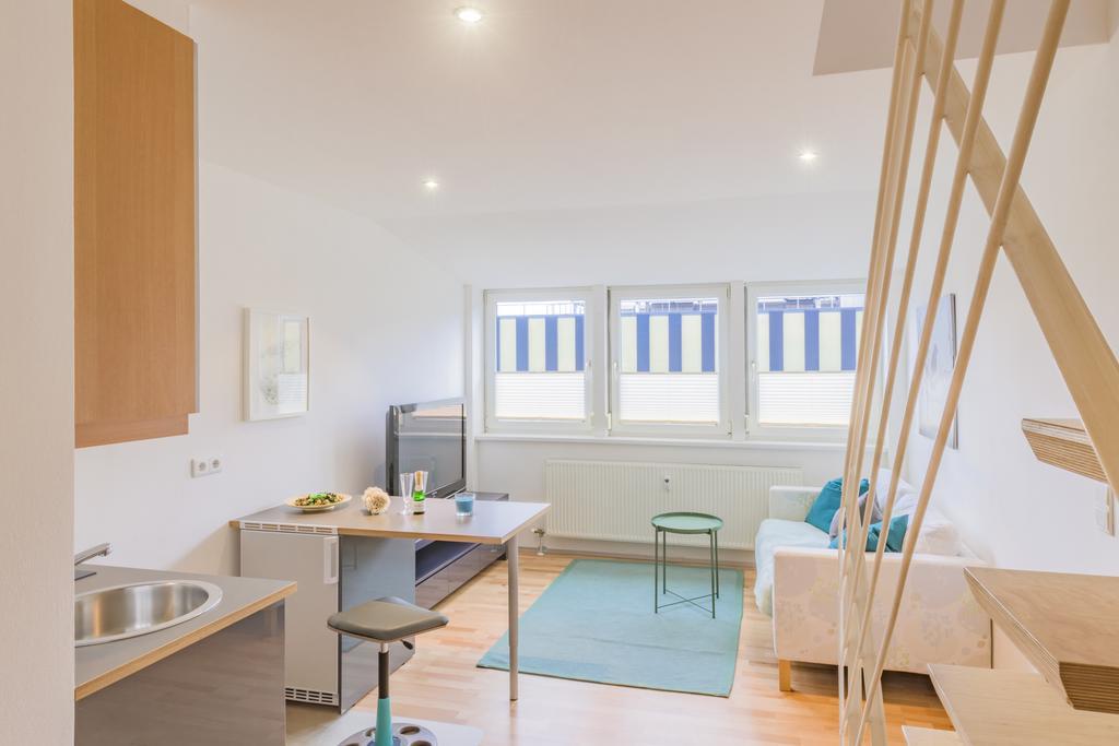 Maisonette Apartment Am Bahnhof - Adults Only Інсбрук Екстер'єр фото