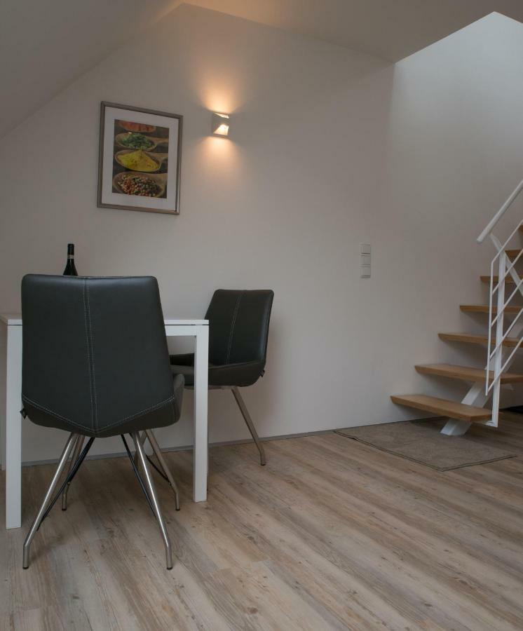 Maisonette Apartment Am Bahnhof - Adults Only Інсбрук Екстер'єр фото