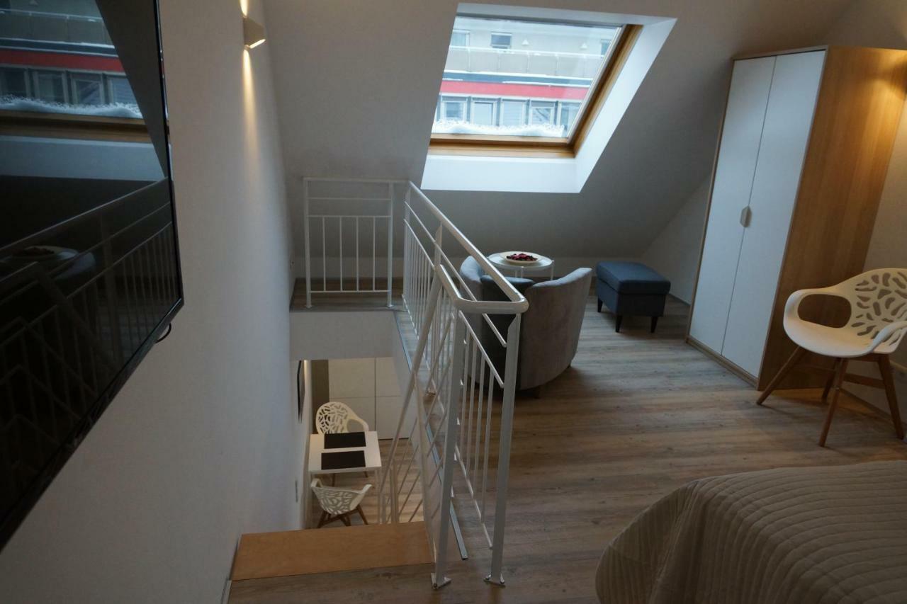 Maisonette Apartment Am Bahnhof - Adults Only Інсбрук Екстер'єр фото