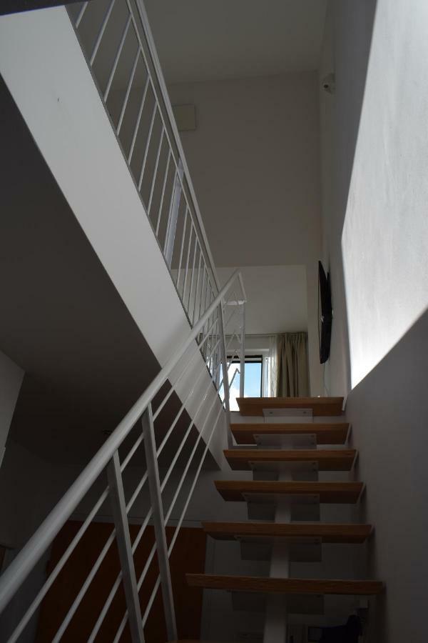 Maisonette Apartment Am Bahnhof - Adults Only Інсбрук Екстер'єр фото